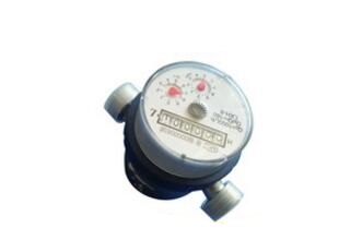 直飲水水(shui)表安裝使(shi)用注意事(shi)項