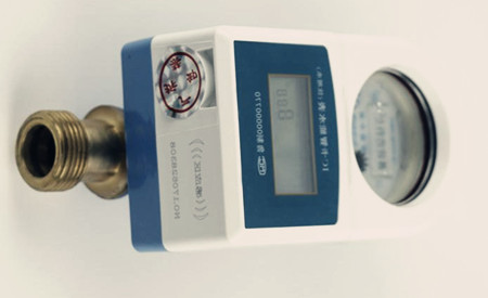 如何正确(què)安裝、使用(yong)飲用水水(shui)表？