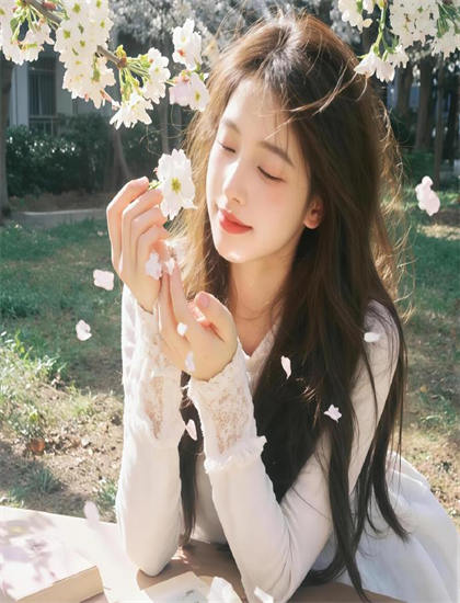 幕后花絮：《天使之城》主题思想深度解读：核心意义与社会价值心理分析